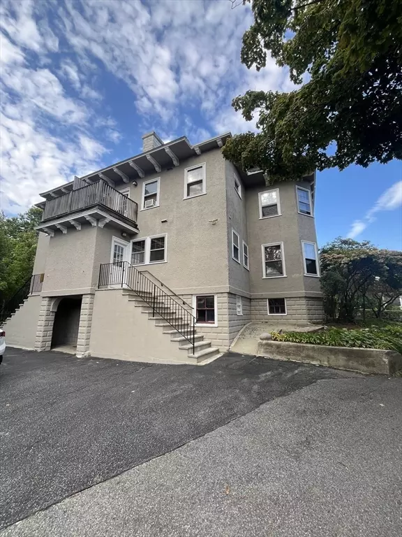 Melrose, MA 02176,700 Franklin St #4