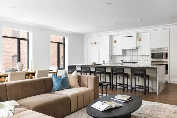 Boston, MA 02114,45 Temple St #202