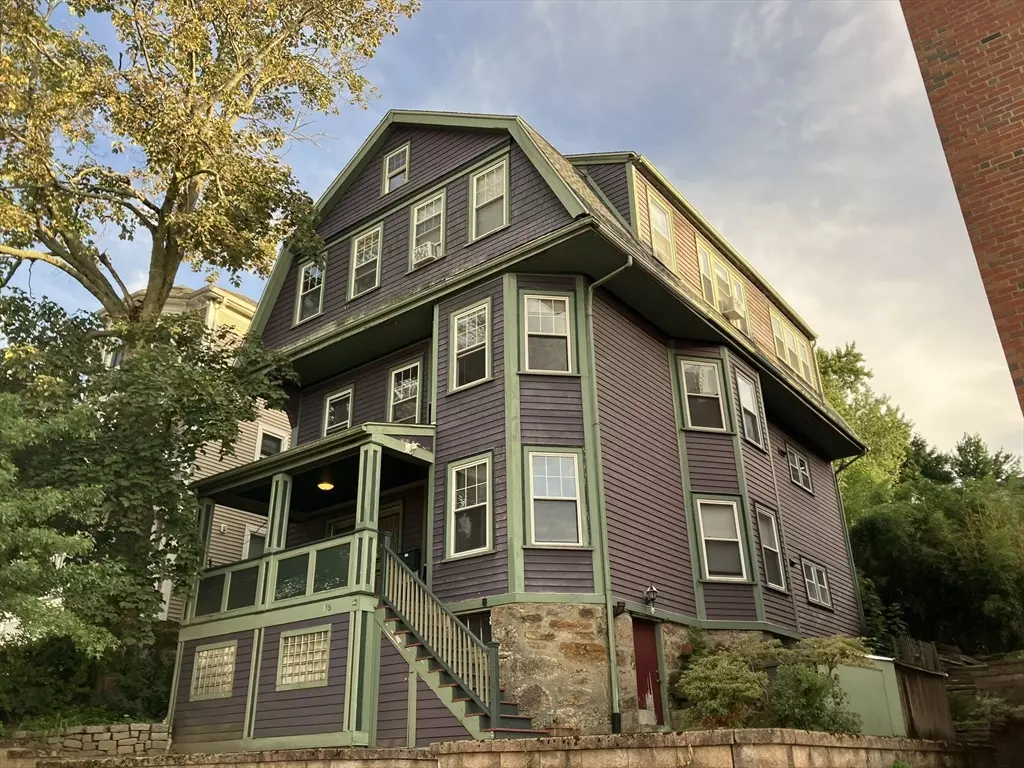 Boston, MA 02120,196 Hillside St #3