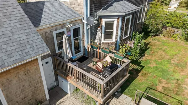Fairhaven, MA 02719,32 Green St