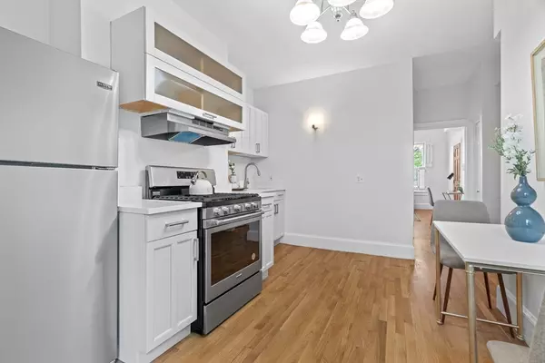 Boston, MA 02128,144 Bremen St #1