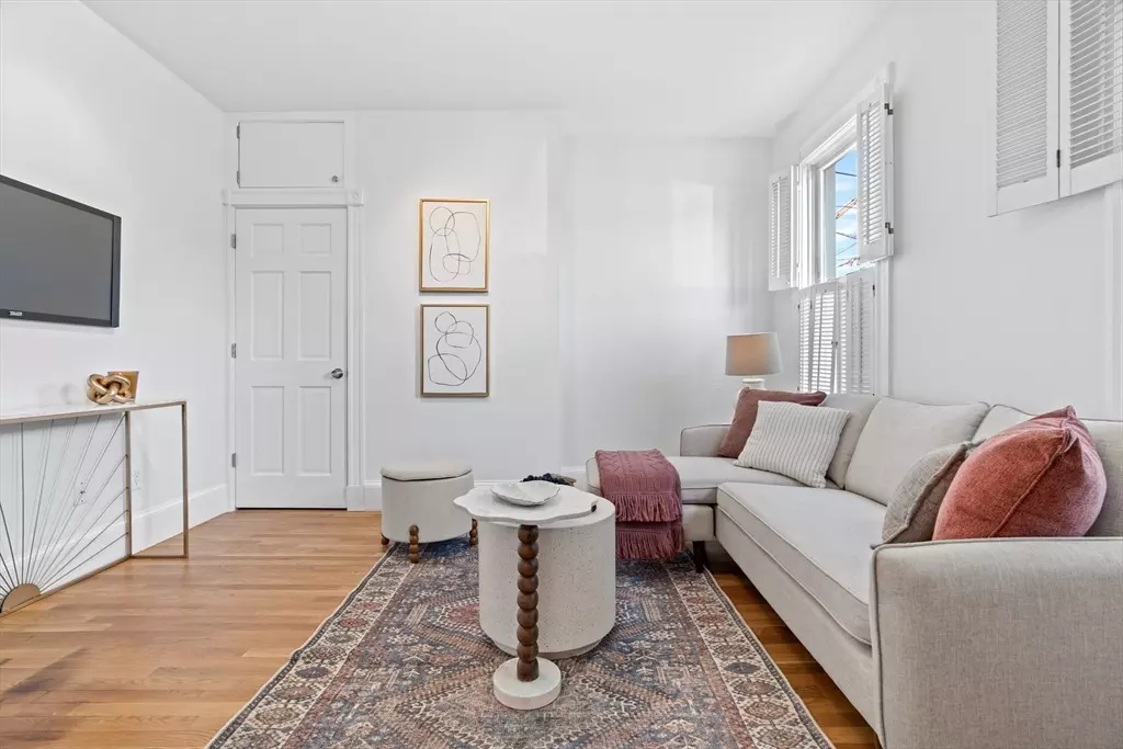 Boston, MA 02128,144 Bremen St #1