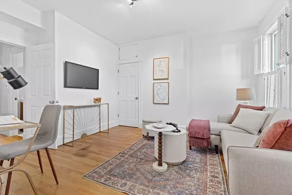 Boston, MA 02128,144 Bremen St #1