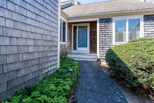17 Kates Path #A, Yarmouth, MA 02675