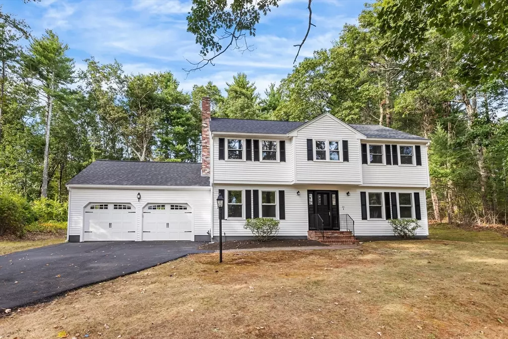 Walpole, MA 02081,24 Pine Hill Dr