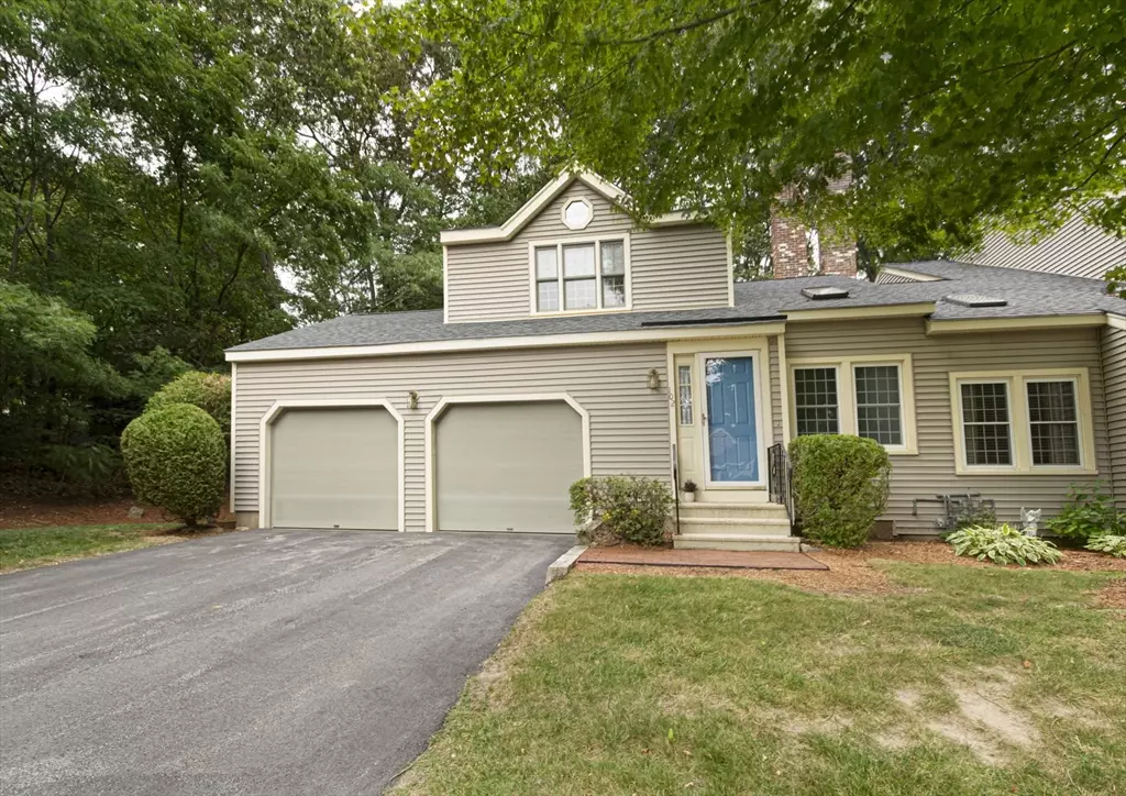 Shrewsbury, MA 01545,102 Harrington Farms Way #102