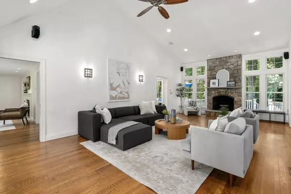 Wayland, MA 01778,37 Pequot Rd