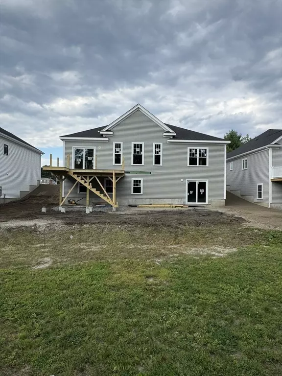 Easton, MA 02375,3 Coach Road