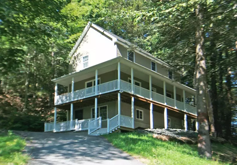 36 Torrey, Easthampton, MA 01027