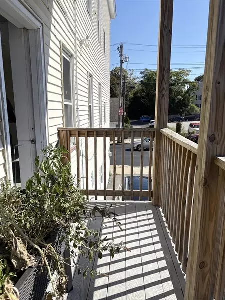 17 Main #2, North Andover, MA 01845