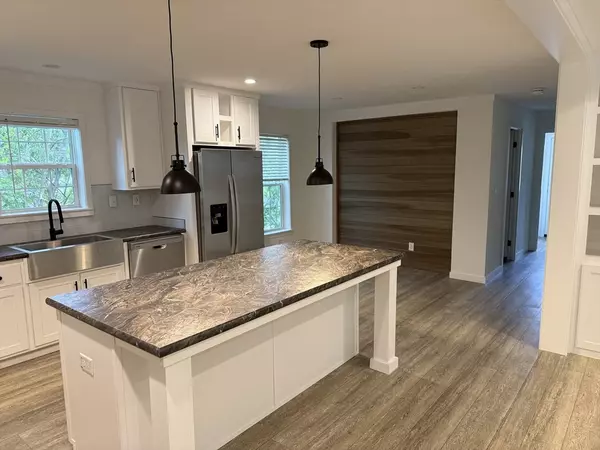 Brockton, MA 02301,13 Finnys Way