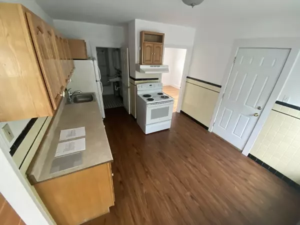 Milford, MA 01757,35 Grant Street #2