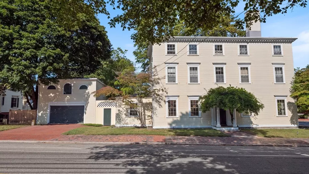 Newburyport, MA 01950,78 High St