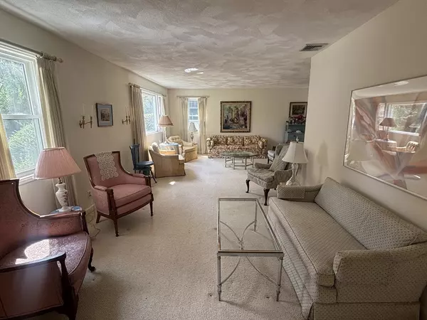 Newton, MA 02459,131 Wiswall Road