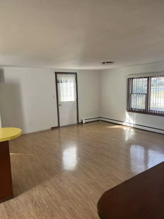 Scituate, MA 02066,6A Maple Avenue #6A