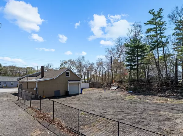 Wareham, MA 02571,58 Sandwich Rd