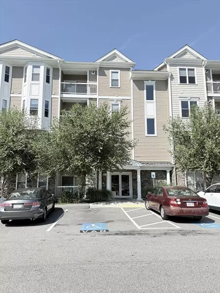 110 Trotter Rd #2404, Weymouth, MA 02190