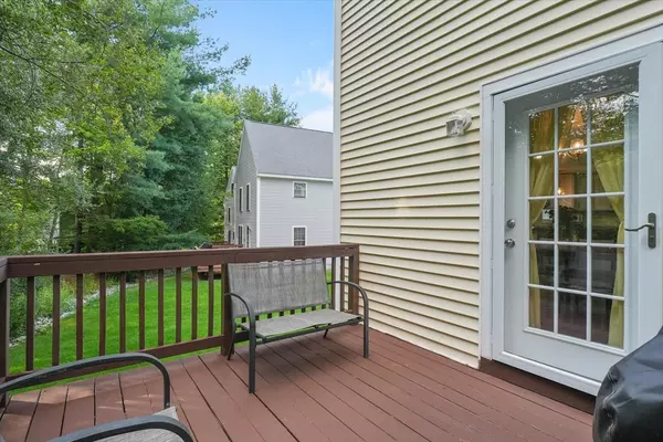 Hudson, NH 03051,138 Barbara Ln #138