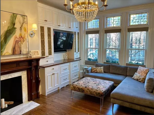 243 West Newton Street #1, Boston, MA 02116