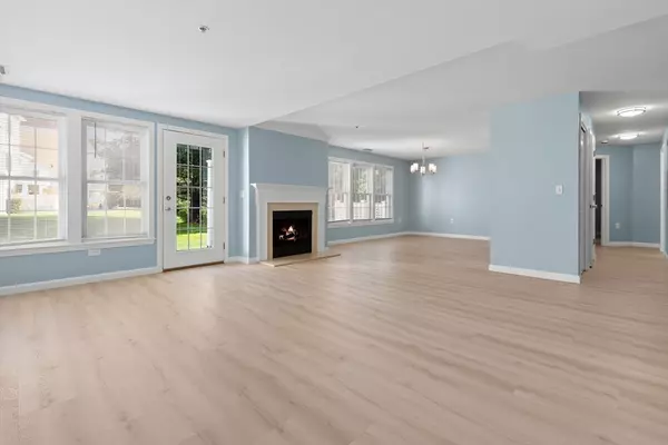 Methuen, MA 01844,1 Riverview Blvd #7-101