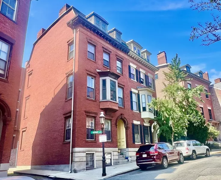 22 Harvard St, Boston, MA 02129