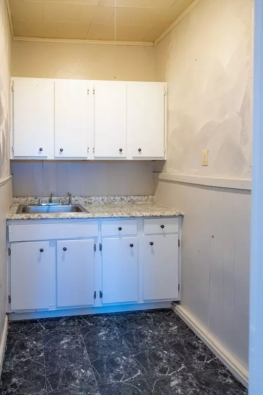 Worcester, MA 01604,25 Columbia St #3