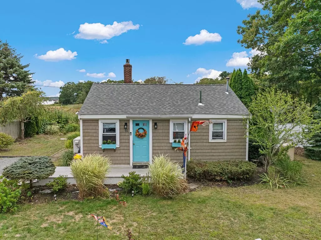 Wareham, MA 02576,61 Leonard St.