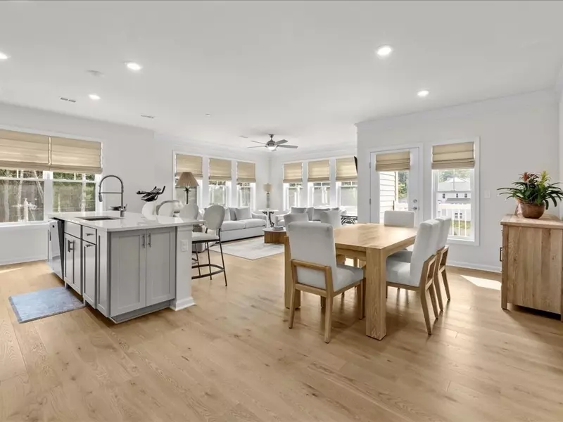 2 Winslow Lane #406, Grafton, MA 01536