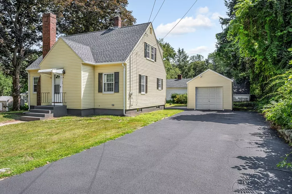 Methuen, MA 01844,15 Junior Avenue