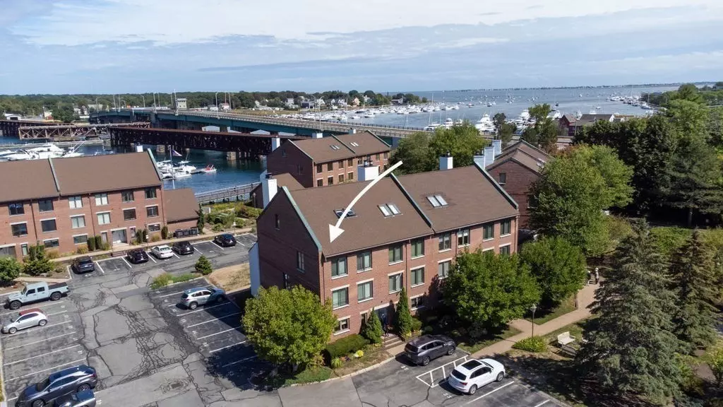 126 Merrimac #29, Newburyport, MA 01950