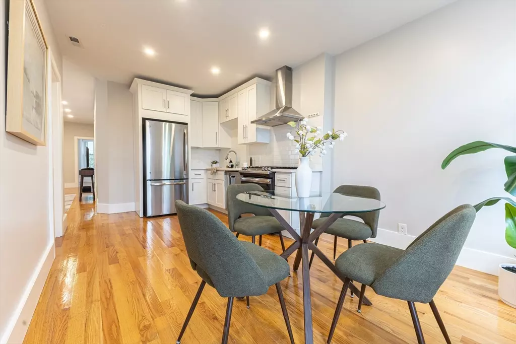 Boston, MA 02128,326 Chelsea St #3
