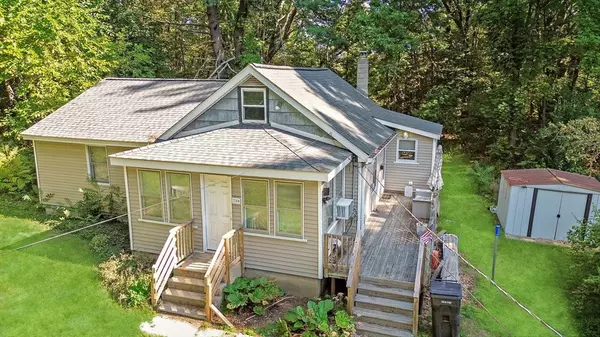 218 Old Groveland Rd, Haverhill, MA 01835