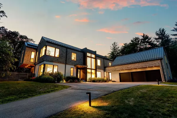 Weston, MA 02493,286 Country Dr