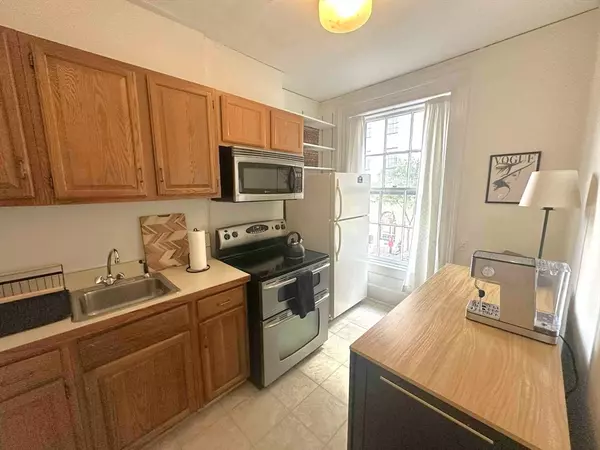 Boston, MA 02114,7 Charles #2