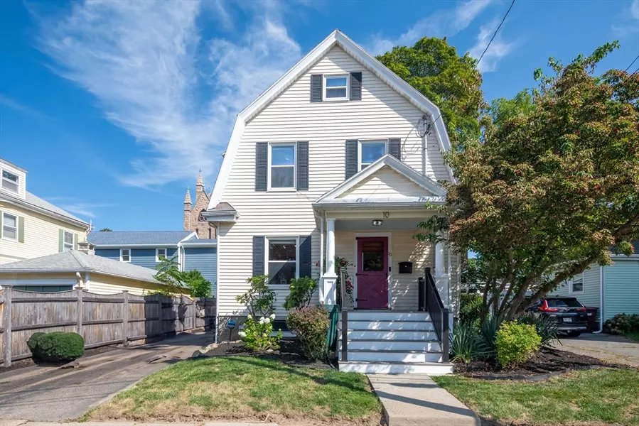 10 Crowley Ave, Dedham, MA 02026