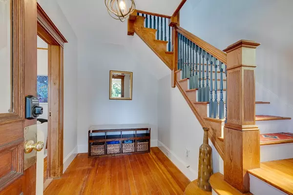 Dedham, MA 02026,10 Crowley Ave