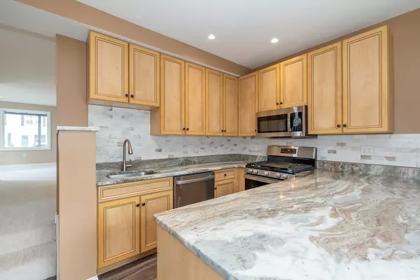 Bedford, MA 01730,39-41 Neillian St #39