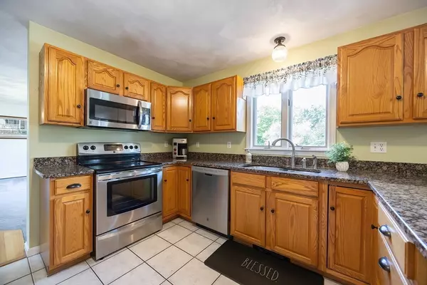 Rehoboth, MA 02769,2 Nicole Way