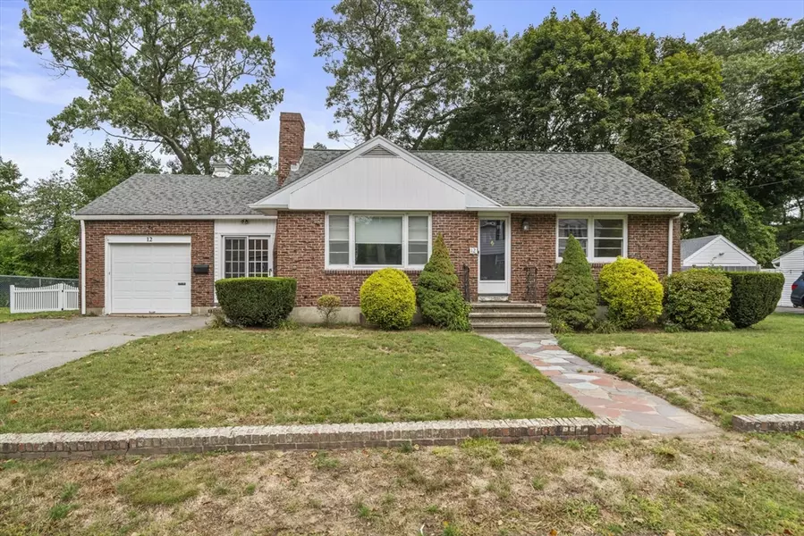 12 Ballard St, Randolph, MA 02368