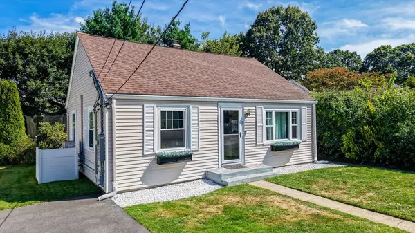 Seekonk, MA 02771,9 Westdale Ave