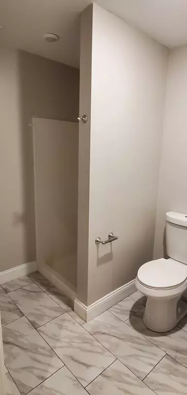 Peabody, MA 01960,1 Main St #301