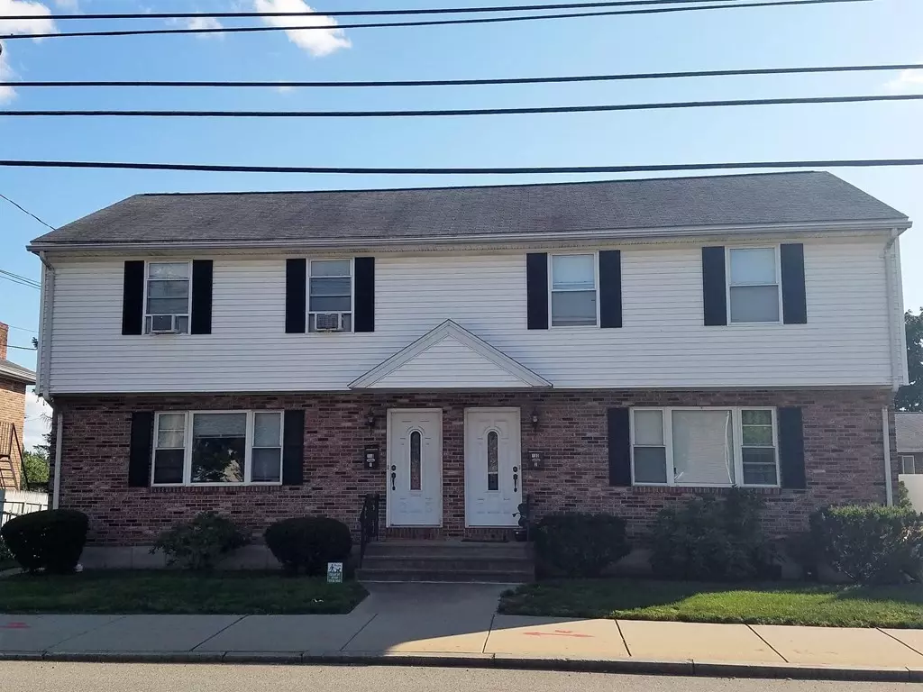 Waltham, MA 02453,190 River St #2