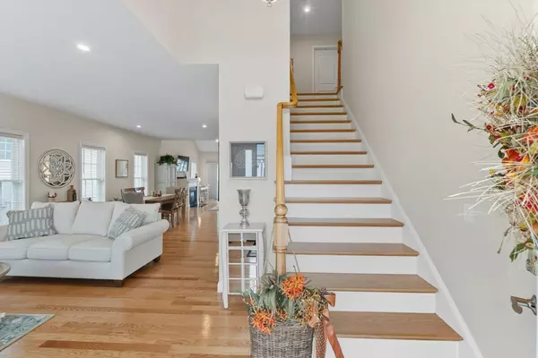 Uxbridge, MA 01569,179 Crownshield Ave #C