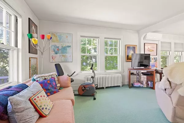 Concord, MA 01742,143 Everett Street