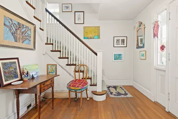 Concord, MA 01742,143 Everett Street