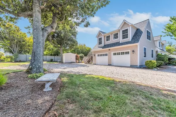 Dennis, MA 02638,69 Horsefoot Path