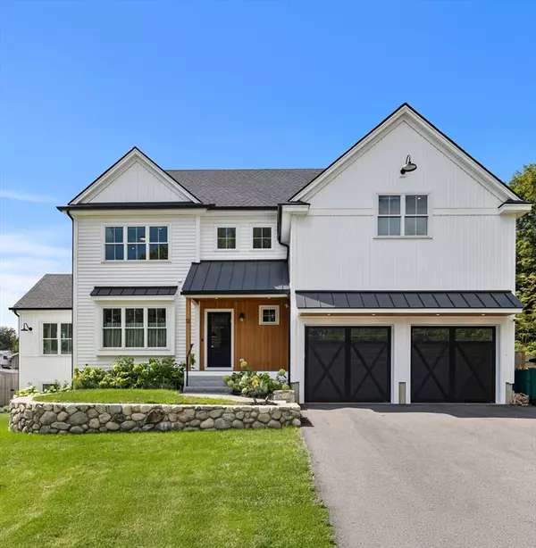 12 Surrey Road, Woburn, MA 01801