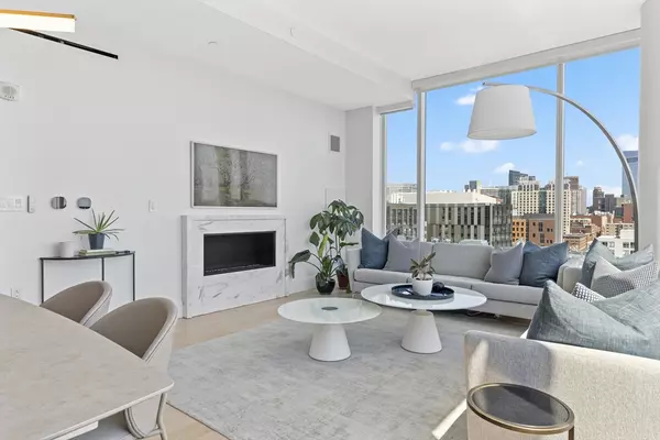 Boston, MA 02118,380 Harrison Ave #PH2K