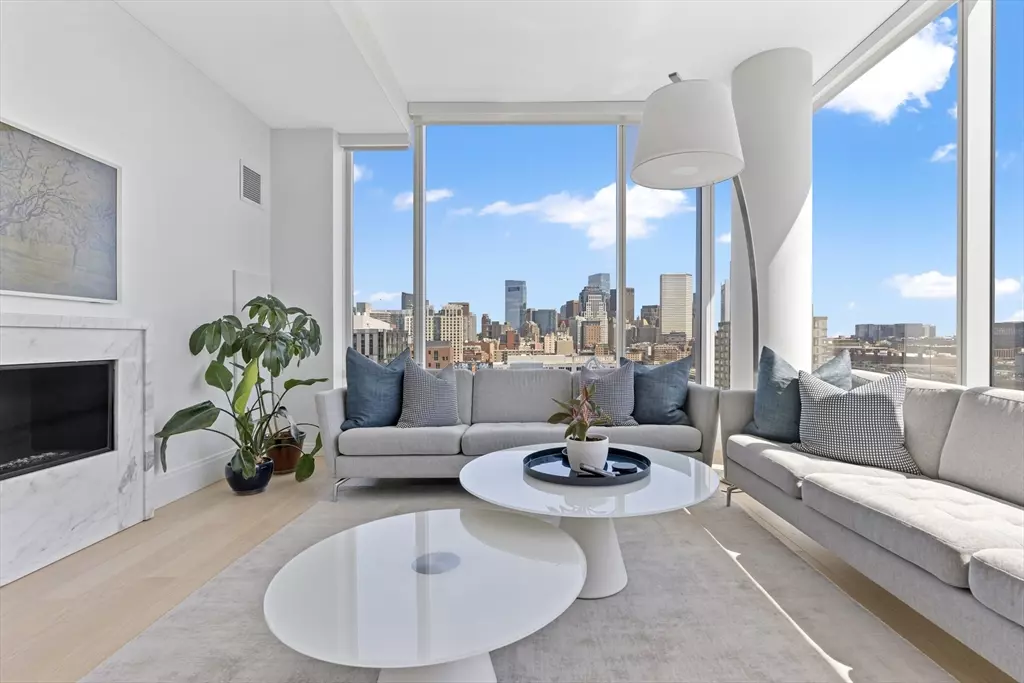 Boston, MA 02118,380 Harrison Ave #PH2K