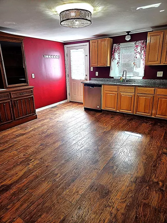 Winchendon, MA 01475,440 School St. #A